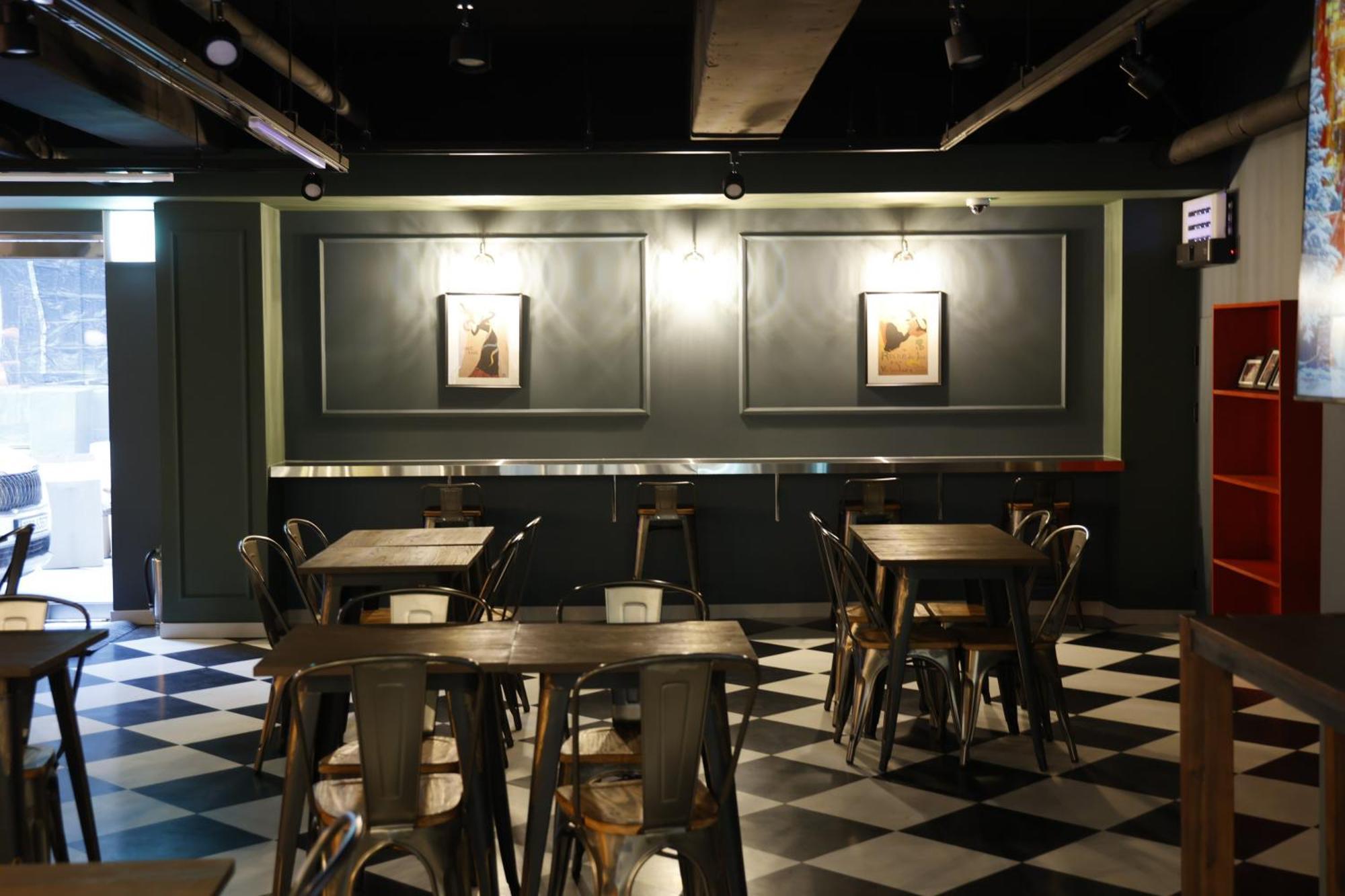 Bluedot Poshtel Albergue